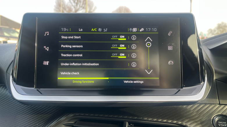 Peugeot 2008 1.2 PureTech Allure Premium+ 5dr Petrol Estate